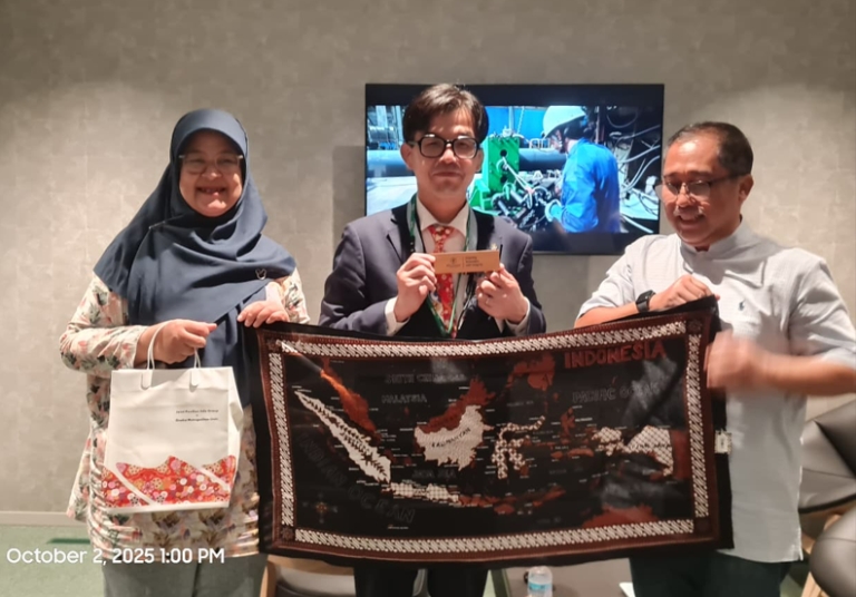 Dosen Departemen Hasil Hutan di OSAKA Expo 2025, Jepang